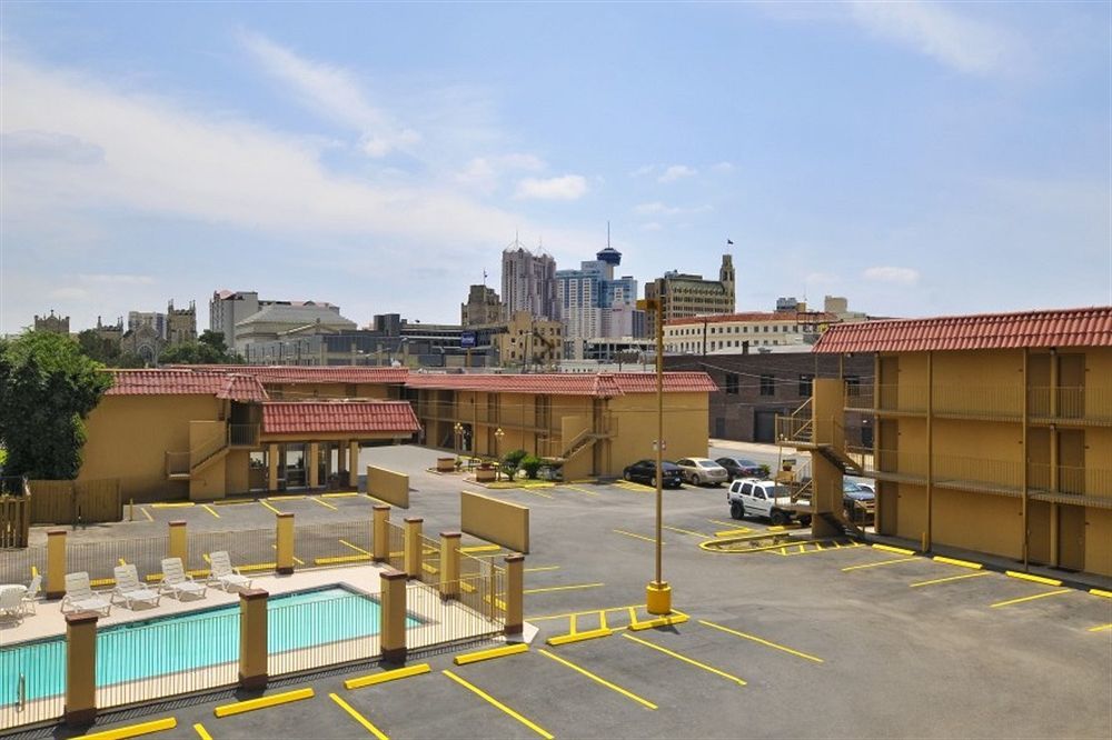סן אנטוניו The Inn At Alamo / Riverwalk / Convention Center מראה חיצוני תמונה